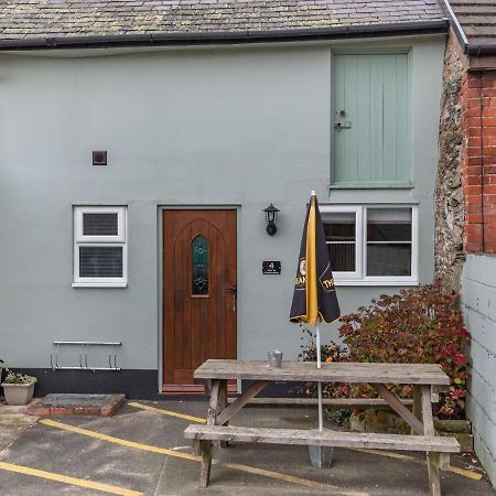 The Boars Head Pub Villa Bishop's Castle Exterior photo